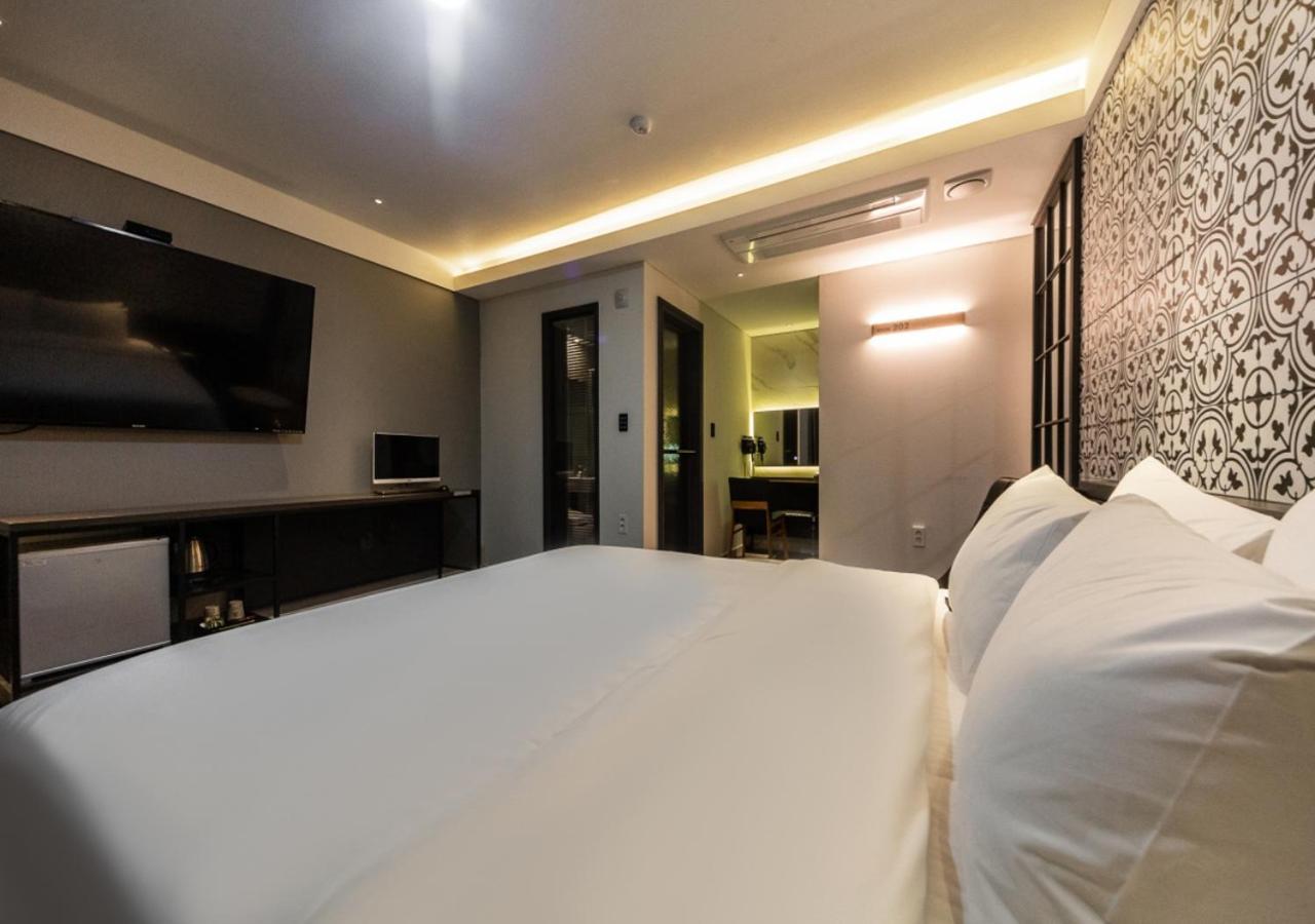 West In Hotel Yeosu Extérieur photo