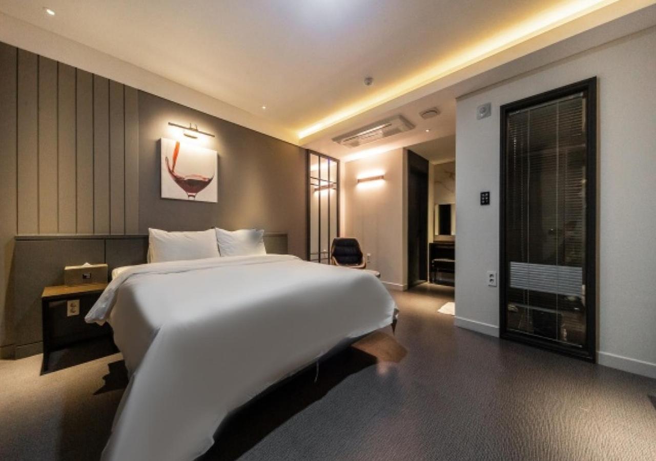 West In Hotel Yeosu Extérieur photo