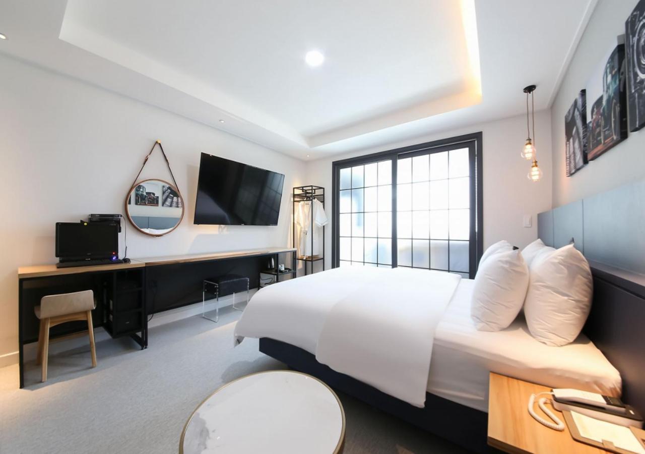 West In Hotel Yeosu Extérieur photo
