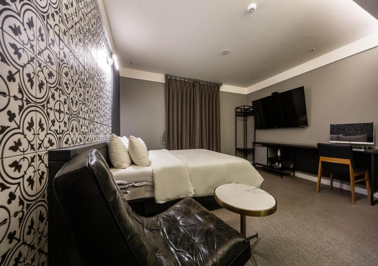 West In Hotel Yeosu Extérieur photo