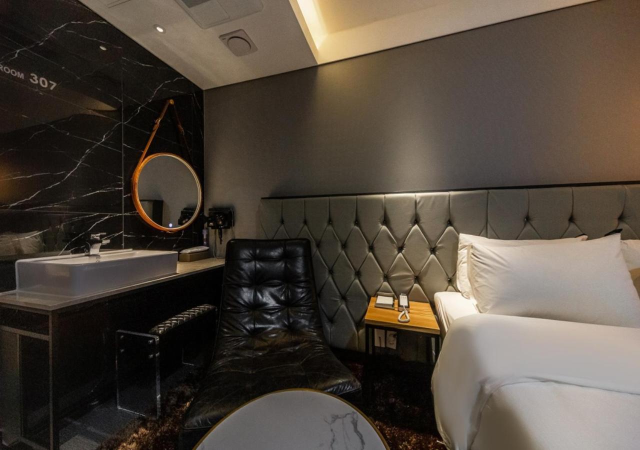 West In Hotel Yeosu Extérieur photo