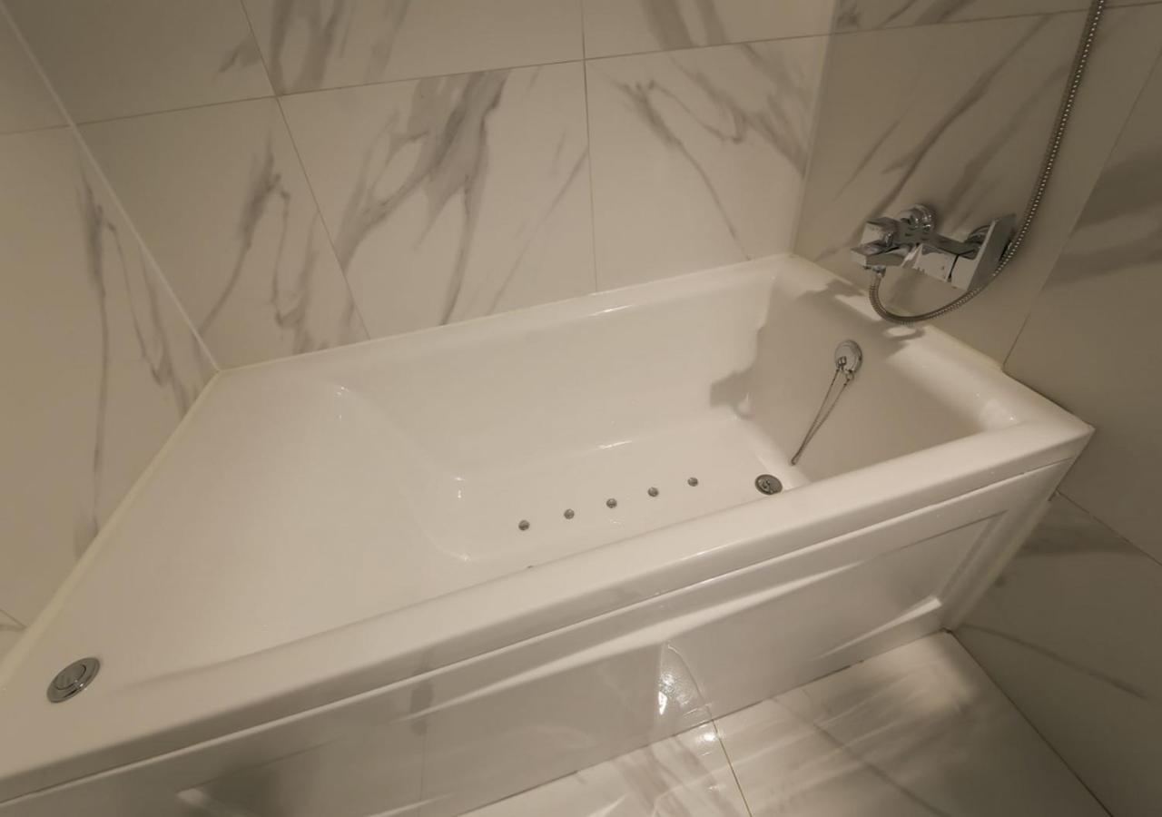 West In Hotel Yeosu Extérieur photo