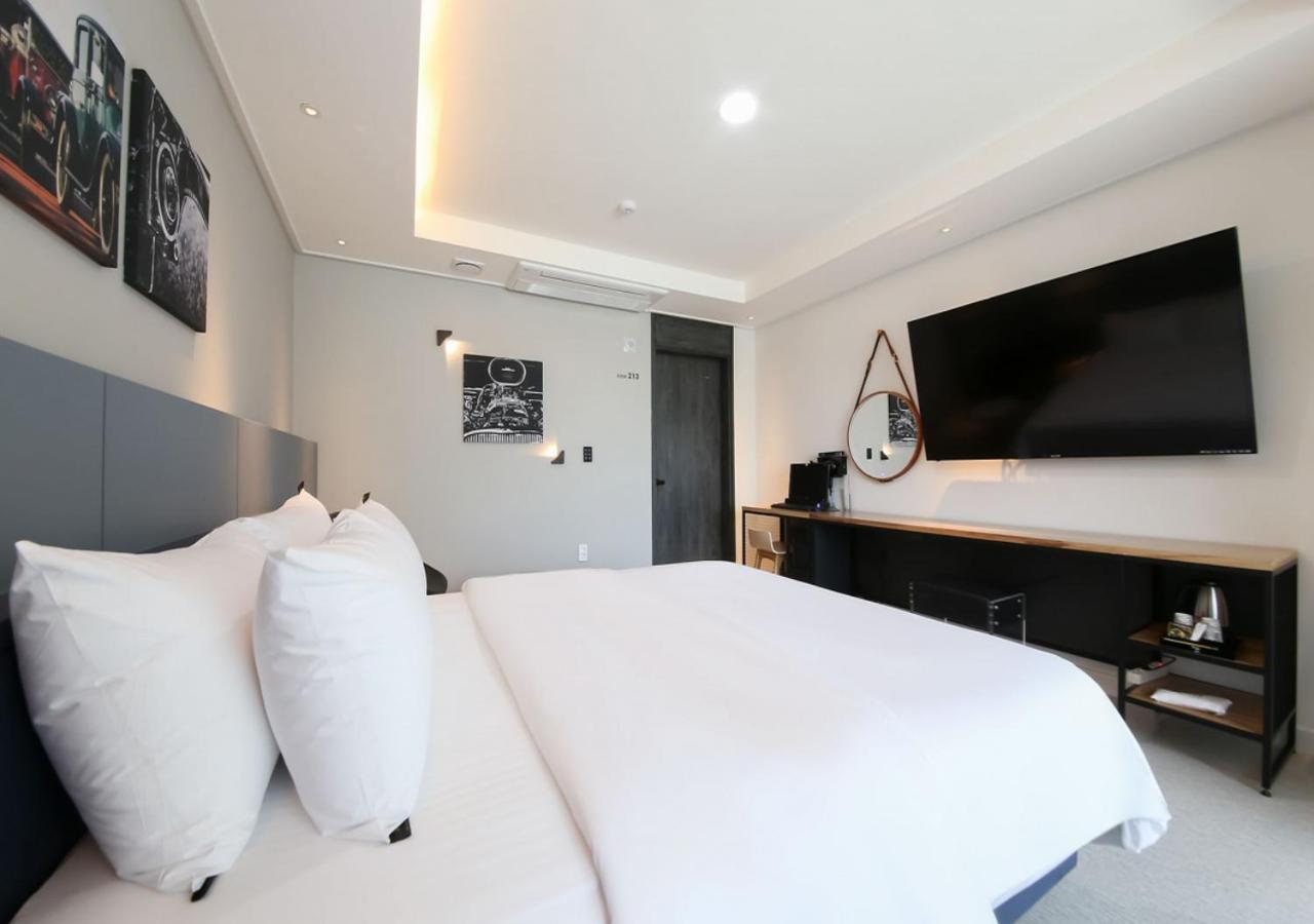 West In Hotel Yeosu Extérieur photo