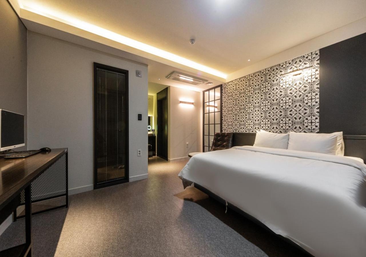 West In Hotel Yeosu Extérieur photo