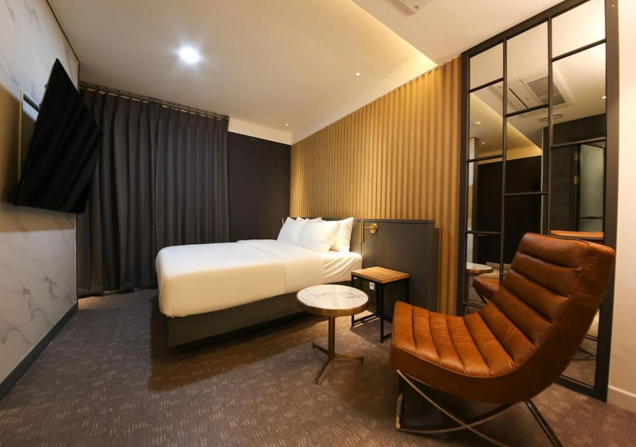 West In Hotel Yeosu Extérieur photo