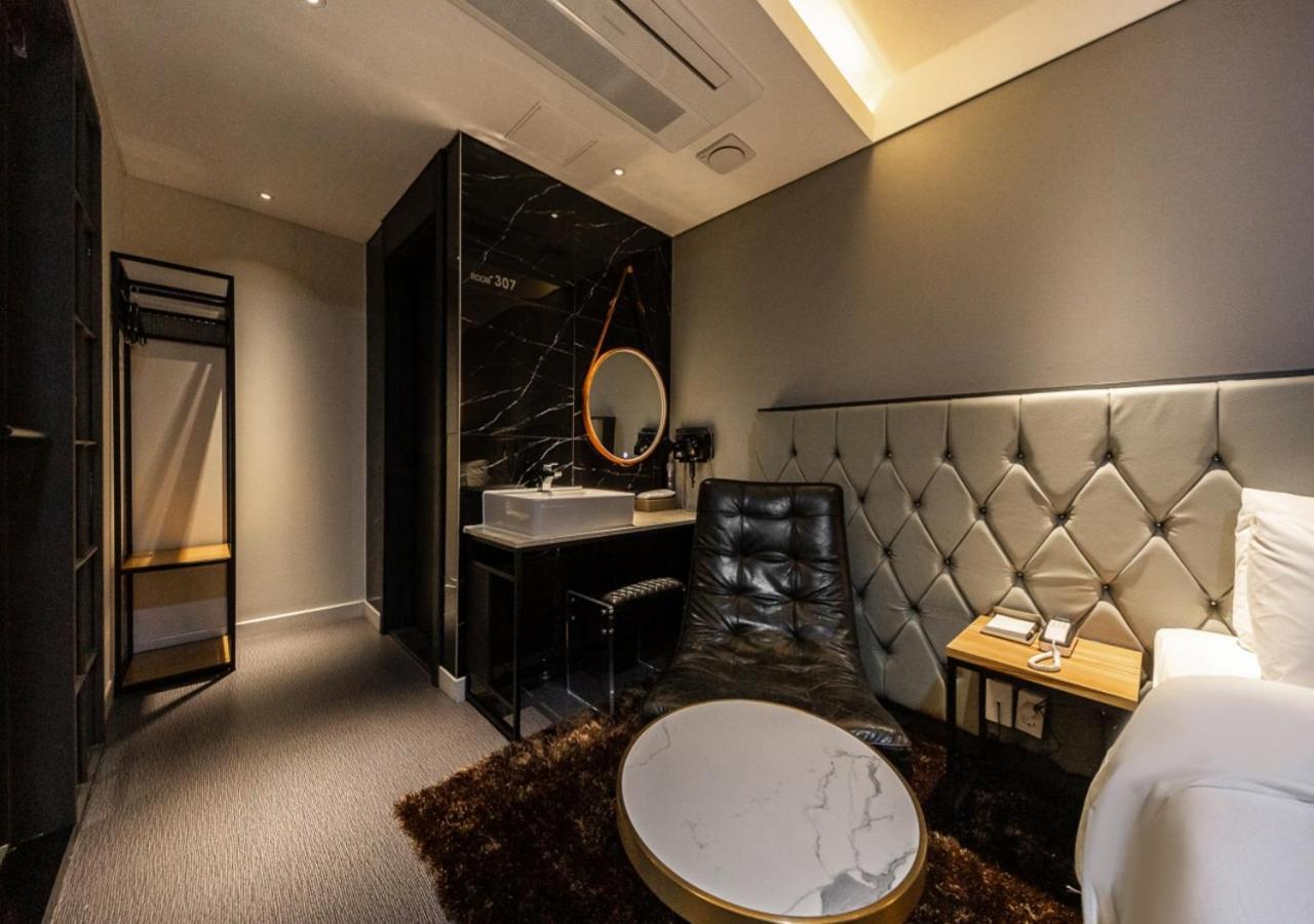 West In Hotel Yeosu Extérieur photo