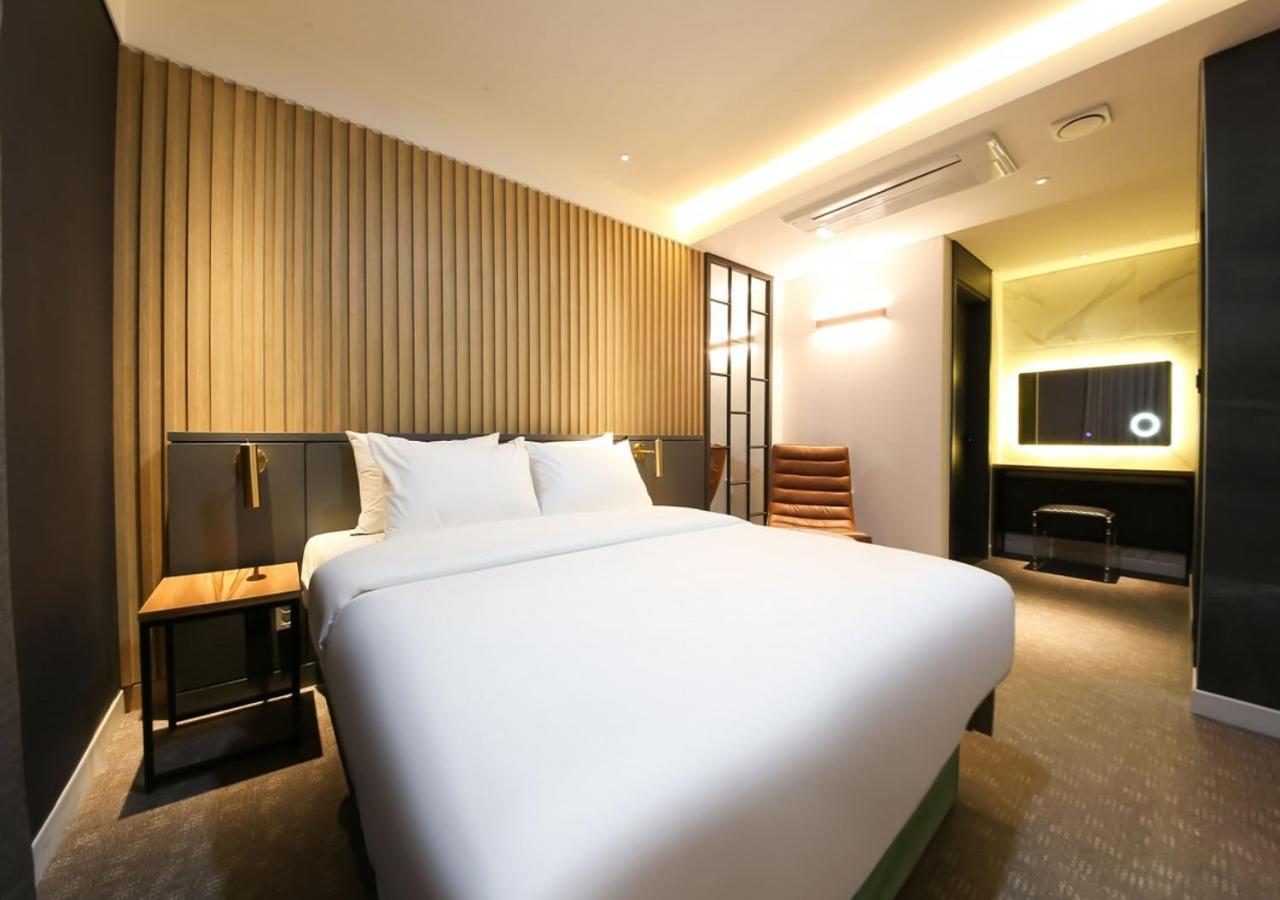 West In Hotel Yeosu Extérieur photo